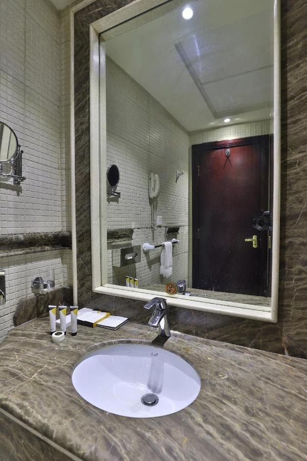 Oyo 335 Manazil Al Ain Grand Hotel Mecca Exterior foto